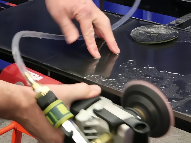 The Benefits of Wet Polishing Stone Surfaces